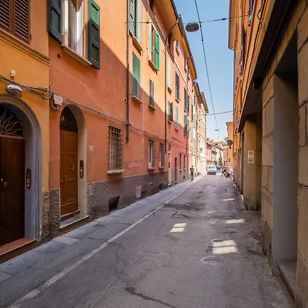 Xvi Charm By Wonderful Italy