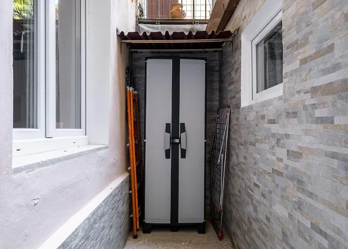 Xvi Charm By Wonderful Italy